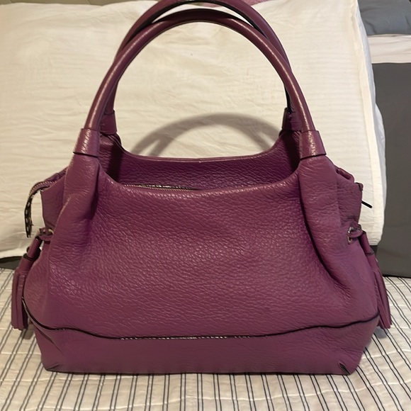 Handbag - Picture 2 of 4